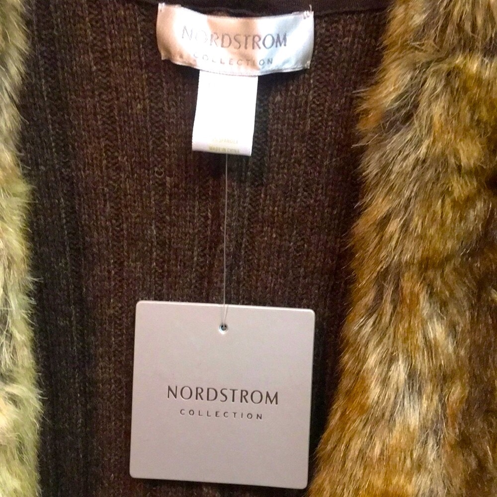 Nordstroms Faux Fur Trimmed Brown Sweater Cape - Picture 4 of 10